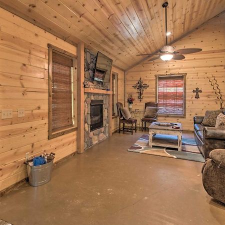 Cabin With Hot Tub Near Broken Bow Lake And Hiking 외부 사진