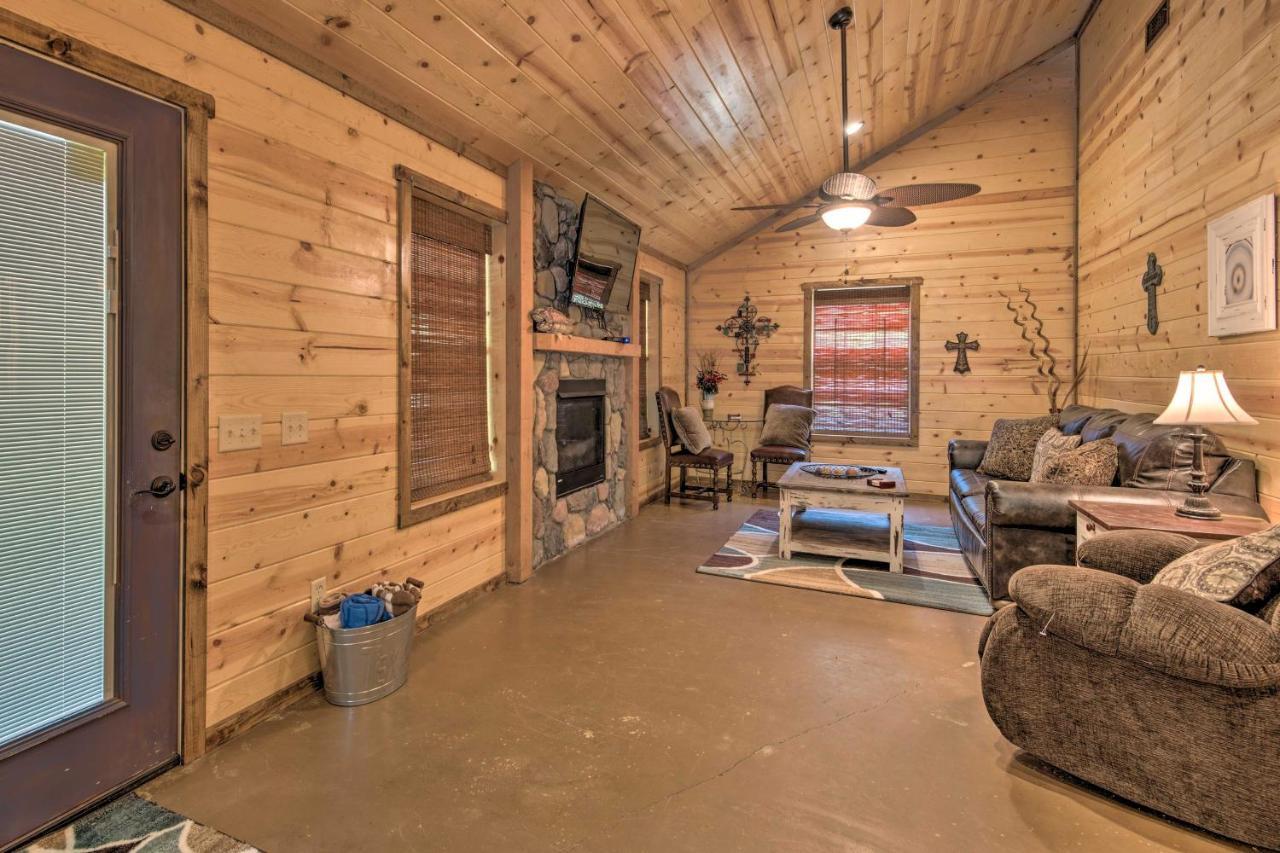 Cabin With Hot Tub Near Broken Bow Lake And Hiking 외부 사진