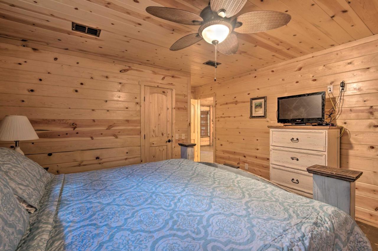 Cabin With Hot Tub - Near Broken Bow Lake And Hiking! 외부 사진